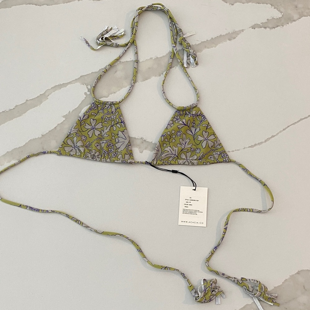 Acacia Swimwear Cannons Top Brio size Medium